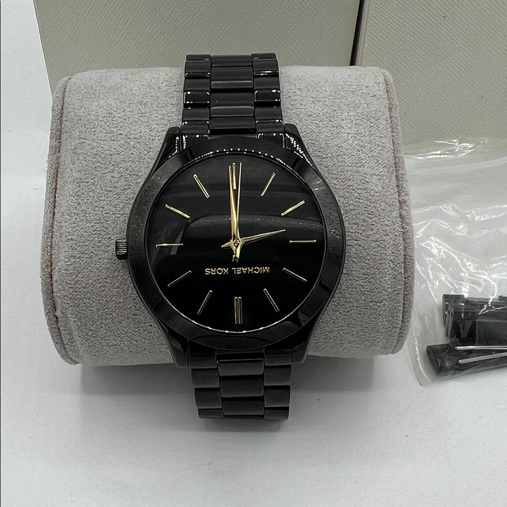 Michael Kors MK3221 Slim Runway 39mm Black Stainless Steel Analog Watch